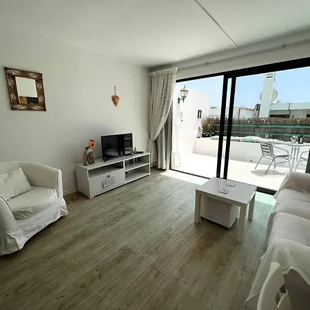 Apartment Casa Perdy, Beautiful 1 Bedroom With Communal Pool Tias
